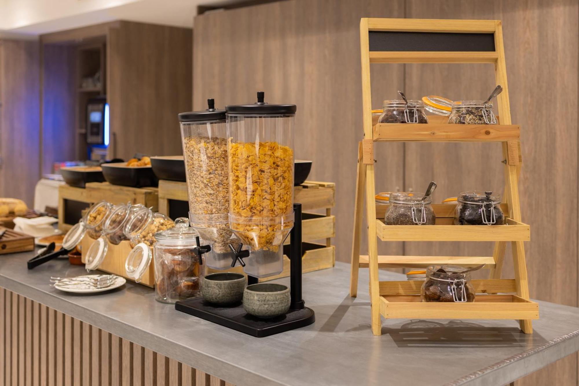 Staybridge Suites - Cannes Centre By Ihg Exterior foto